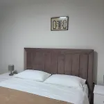 Home Inn Apartaments Tirana Lejlighed