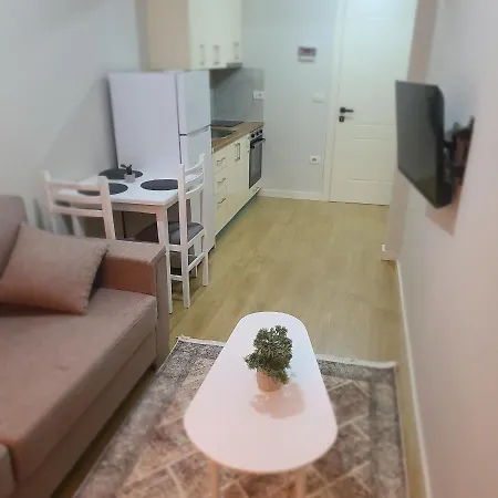 Home Inn Apartaments Tirana טיראנה