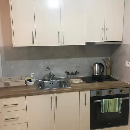 Home Inn Apartaments Tirana