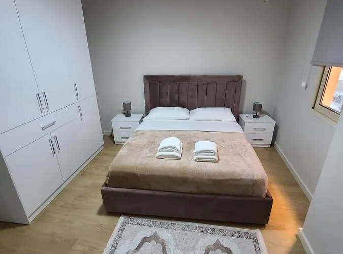 Home Inn Apartaments Tirana 公寓