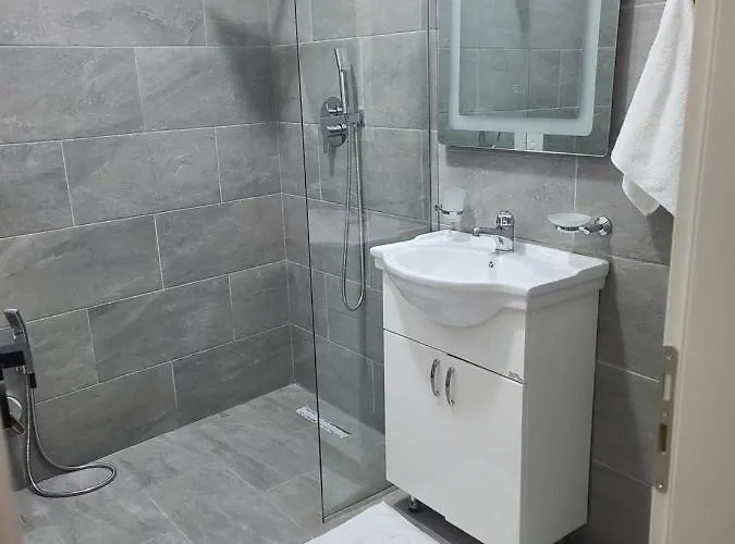 Home Inn Apartaments Tirana 地拉那
